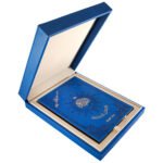 ⁦مصحف التجويد - غلاف جلد مذهب ضمن علبة جلد فاخرة - مع تفسير الكلمات، قياس 25×35سم⁩ - الصورة ⁦6⁩